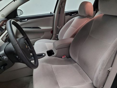 Used 2014 Chevrolet Impala LT w/ LT Sunroof Package FWD image 17