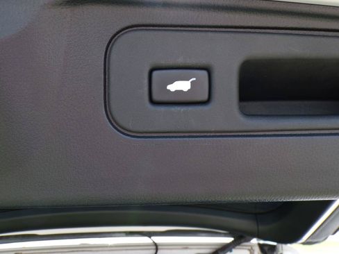 Used 2023 Honda Passport Elite image 9