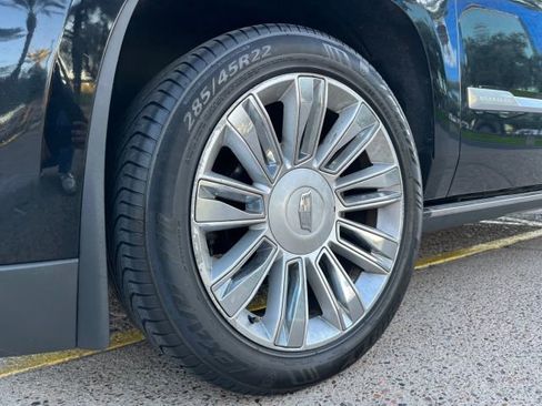 Used 2017 Cadillac Escalade ESV Platinum image 9