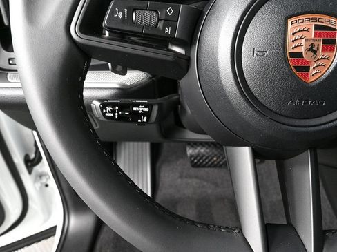 Certified 2026 Porsche Cayenne AWD/4WD image 10