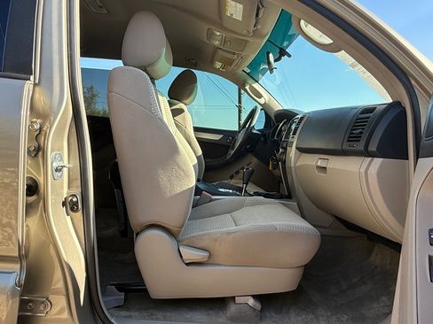 Used 2006 Toyota 4Runner Sport image 10