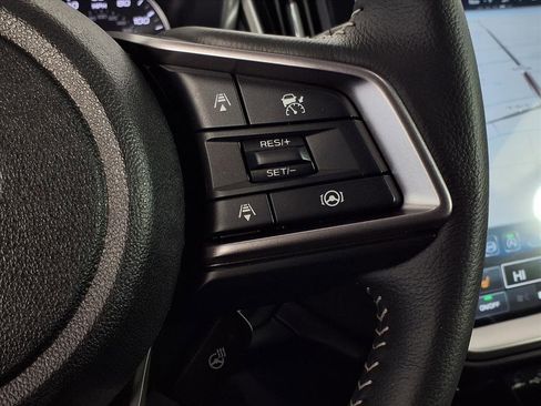 Certified 2025 Subaru Outback Limited image 17