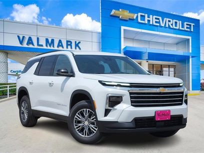 New 2025 Chevrolet Traverse LT