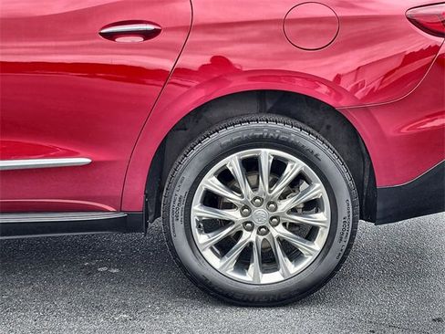 Used 2020 Buick Enclave Premium w/ Sun and Sites Package image 12