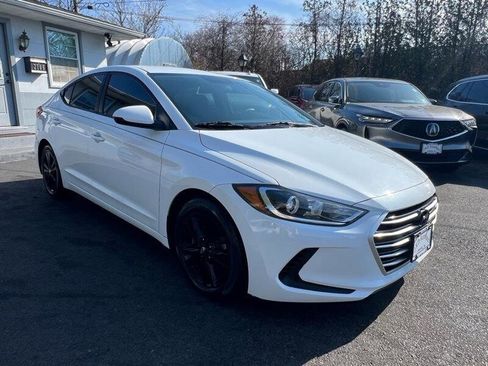 Used 2018 Hyundai Elantra SEL image 3