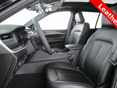 Used 2024 Jeep Grand Cherokee Limited 4xe image 16