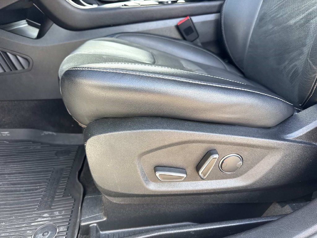 Used 2018 Ford Edge Sport w/ Equipment Group 401A AWD/4WD image 20