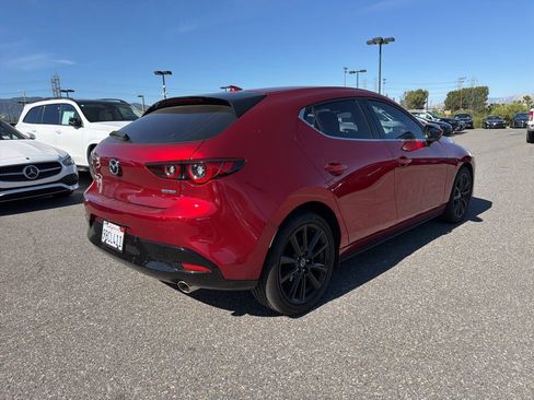 Used 2022 MAZDA MAZDA3 s image 4