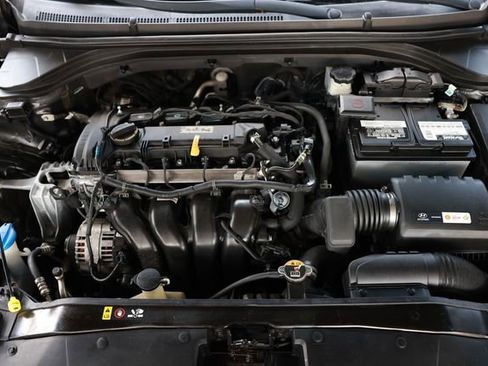 Used 2018 Hyundai Elantra SEL image 50