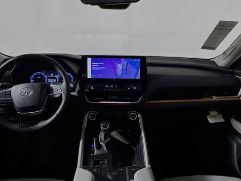 New 2026 Toyota Grand Highlander Limited image 27