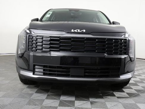 Certified 2026 Kia Sportage LX image 2