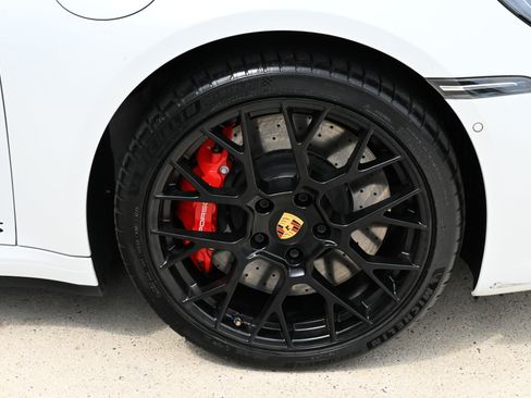 Used 2023 Porsche 911 Carrera 4 GTS AWD/4WD image 12