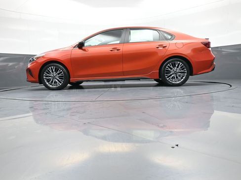Certified 2023 Kia Forte GT-Line image 31