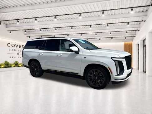 Used 2025 Cadillac Escalade Sport Platinum w/ LPO, ONYX Package RWD image 17