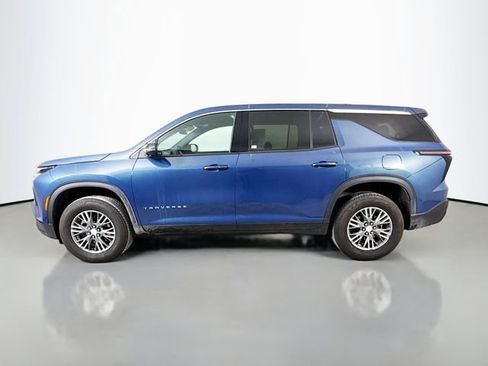 Used 2024 Chevrolet Traverse LS image 4