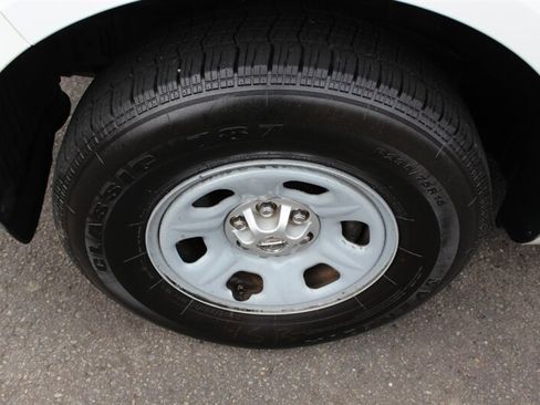 Used 2016 Nissan Frontier S image 18