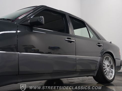 Used 1993 Mercedes-Benz 500 E image 26