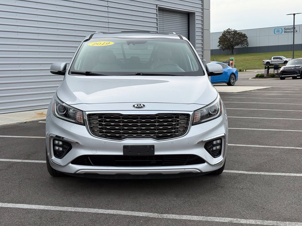 Used 2019 Kia Sedona EX w/ EX Premium Package FWD image 2