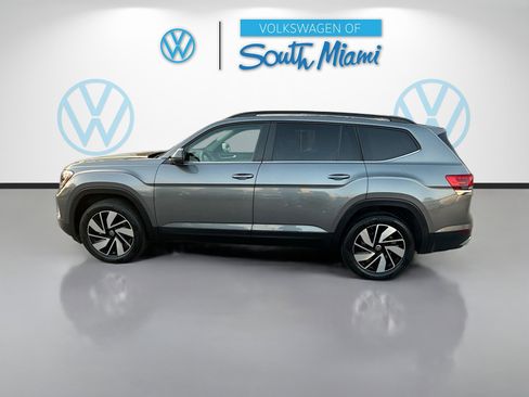 Certified 2024 Volkswagen Atlas SE image 4