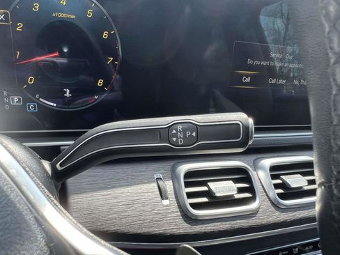 Used 2022 Mercedes-Benz GLE 350 4MATIC w/ AMG Line Exterior image 25