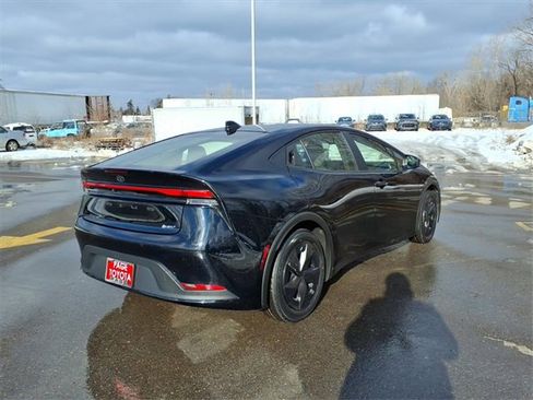 Certified 2024 Toyota Prius LE image 7