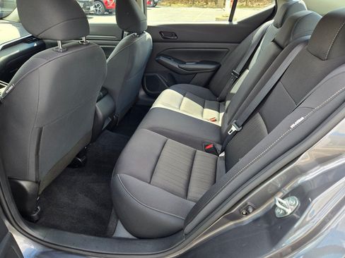 Used 2024 Nissan Altima 2.5 S FWD image 16
