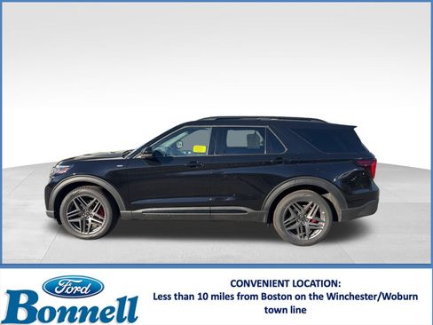 New 2026 Ford Explorer ST-Line w/ ST-Line Street Pack image 2