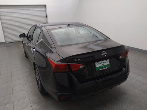 Used 2023 Nissan Altima 2.5 SV FWD image 6