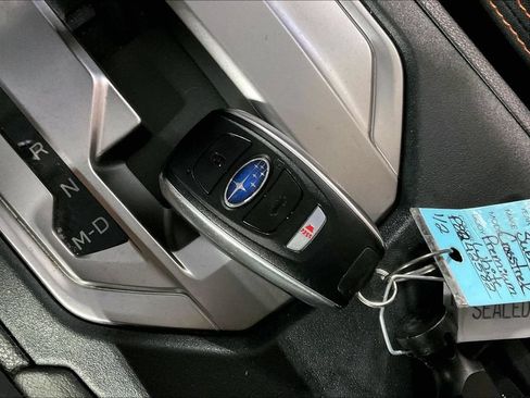 Used 2023 Subaru Crosstrek 2.0i Premium AWD/4WD image 12