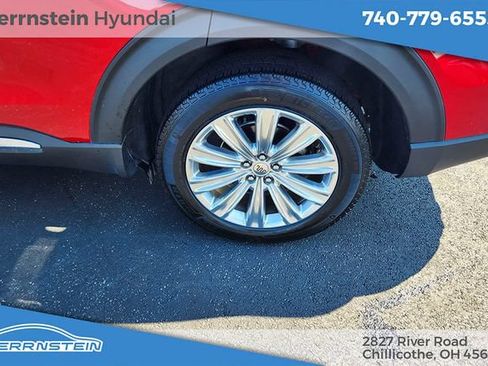 Used 2022 Ford Explorer King Ranch w/ Premium Technology Package AWD/4WD image 32