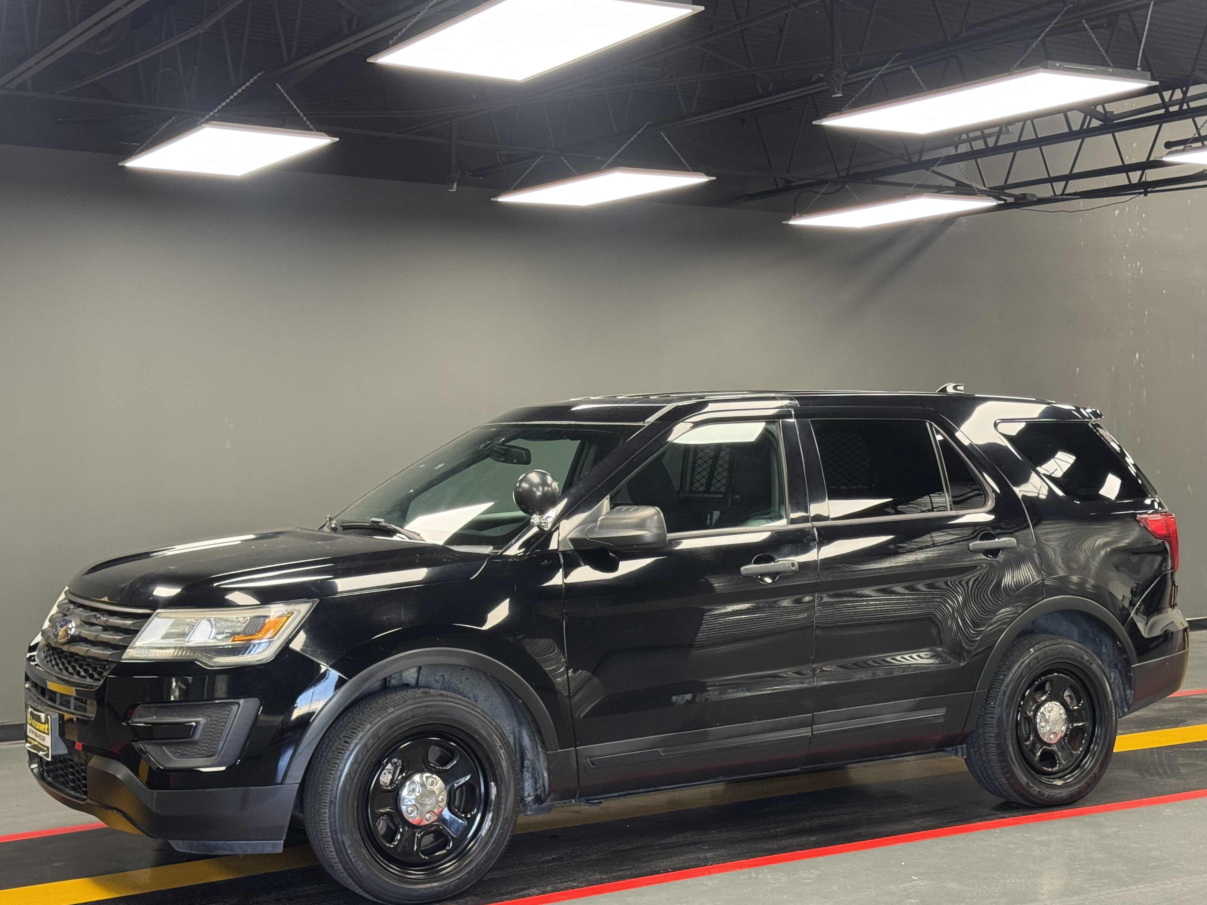 Used 2017 Ford Explorer 4WD Police Interceptor image 1