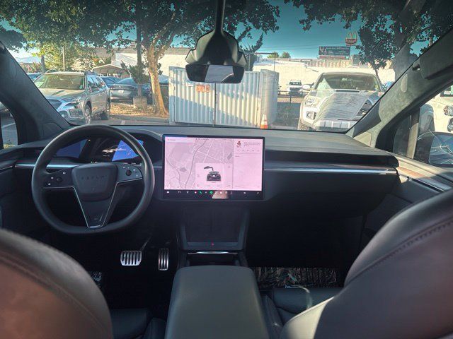 Used 2023 Tesla Model X AWD/4WD image 32