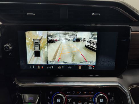 Used 2025 GMC Sierra 1500 Denali Ultimate image 13