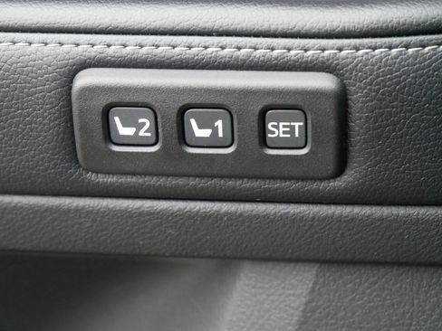 Used 2019 Toyota 4Runner Limited image 27