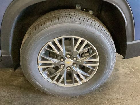 New 2026 Chevrolet Traverse LT w/ Driver Confidence Package image 7