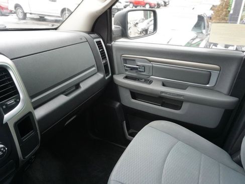 Used 2017 RAM 1500 Classic SLT image 15