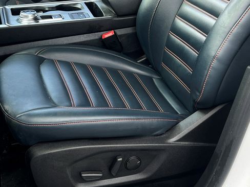 Used 2022 Ford Edge SEL w/ Sport Appearance Package image 24