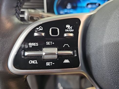 Used 2022 Mercedes-Benz GLE 350 4MATIC image 20