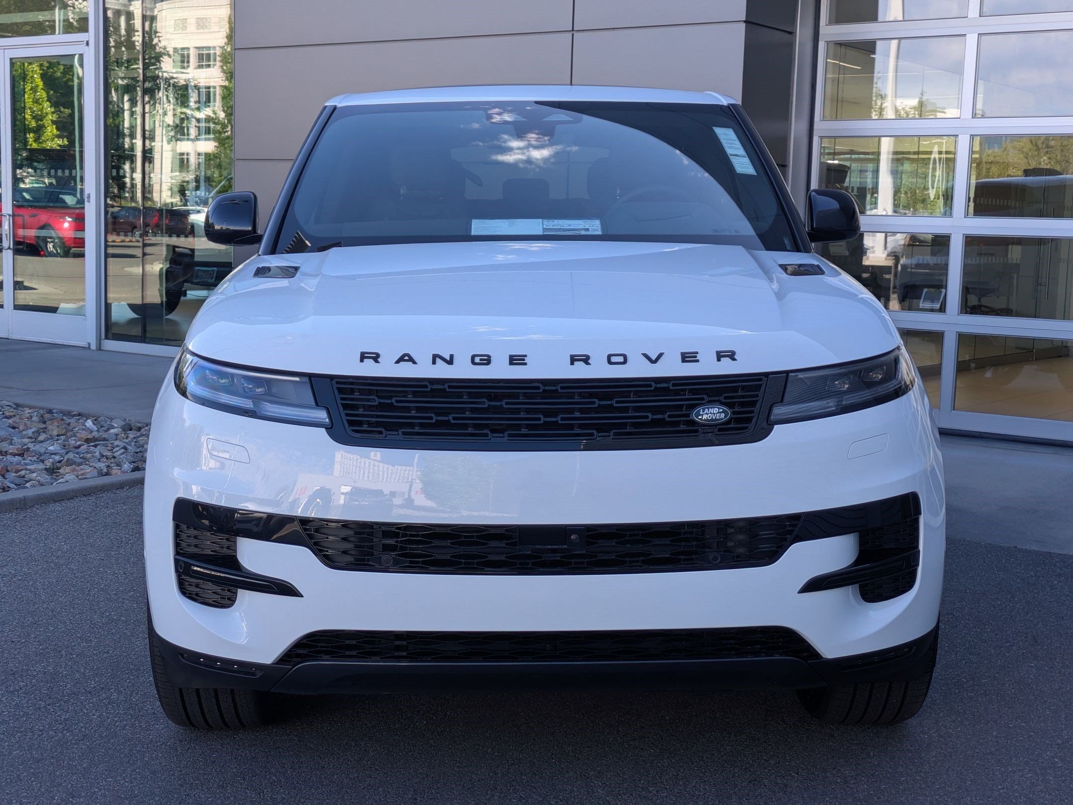New 2026 Land Rover Range Rover Sport SE AWD/4WD image 2