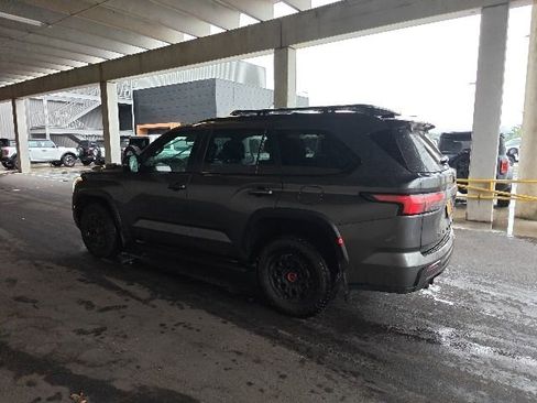 Used 2026 Toyota Sequoia TRD Pro AWD/4WD image 4