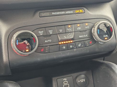 Used 2024 Ford Bronco Sport Outer Banks AWD/4WD image 24