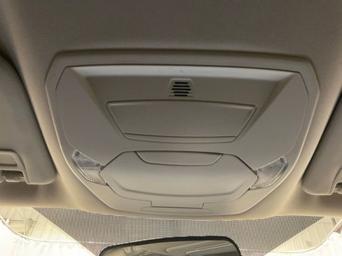 Used 2017 Ford Escape SE w/ Equipment Group 201A AWD/4WD image 27