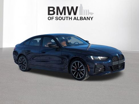 New 2026 BMW 430i xDrive w/ M Sport Package AWD/4WD image 8
