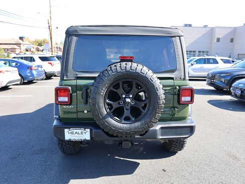 Used 2021 Jeep Wrangler Unlimited Sport image 6