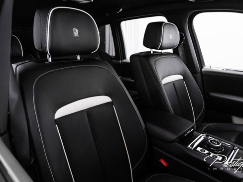 Used 2025 Rolls-Royce Cullinan image 42