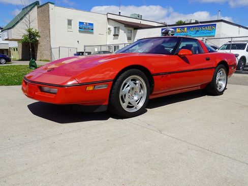 Used 1990 Chevrolet Corvette ZR-1 RWD image 6