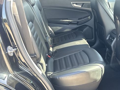 Used 2024 Ford Edge SEL AWD/4WD image 15