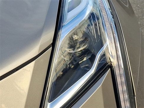 Used 2022 Cadillac XT5 Premium Luxury image 9