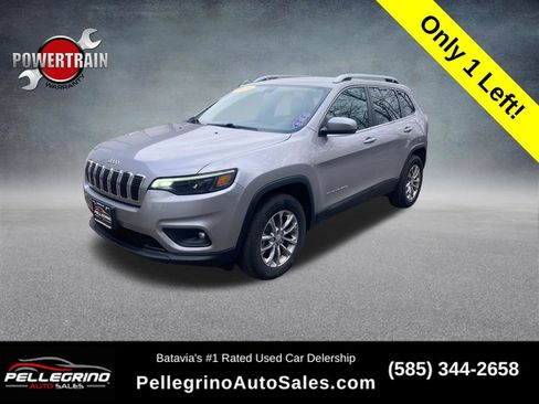 Used 2019 Jeep Cherokee Latitude Plus w/ Cold Weather Group AWD/4WD image 1