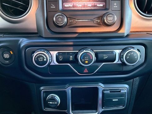 Certified 2020 Jeep Wrangler Unlimited Sport image 17